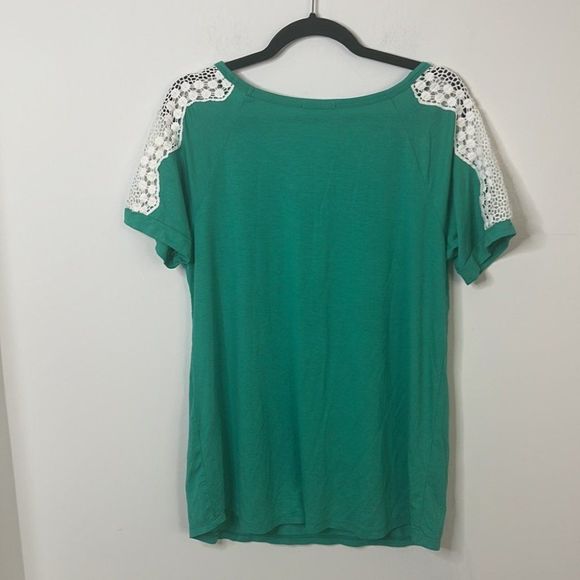 Hemisph USA rayon top - Picture 4 of 4